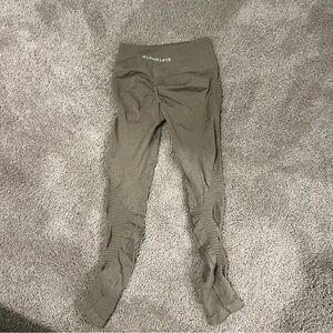 Alphalete contour leggings small
